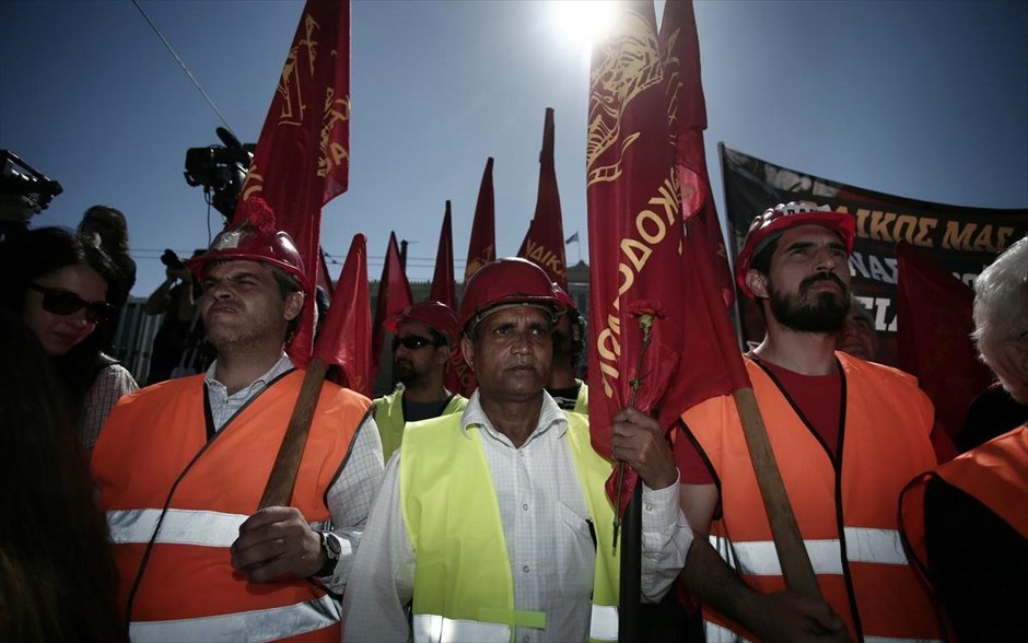Πρωτομαγιά - Συγκέντρωση Σύνταγμα. 