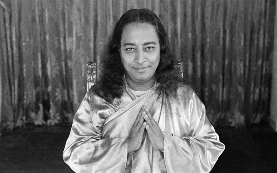  «Yogananda: Το ταξίδι της αφύπνισης». «Yogananda: Το ταξίδι της αφύπνισης»: Με στόχο να εμπνεύσει τους θεατές να αφυπνιστούν, να βρουν το φως και να νικήσουν το σκοτάδι των καιρών, το αντισυμβατικό ντοκιμαντέρ των Παόλα Ντι Φλόριο και Λίζα Λίμαν αποτυπώνει τη ζωή και την πορεία του θρυλικού Ινδού Παραμαχάνσα Γιογκανάντα (1893 - 1952), ο οποίος μύησε τον δυτικό κόσμο σε μία νέα κοσμοθεωρία, έγινε ευρύτερα γνωστός από το βιβλίο του, «Η αυτοβιογραφία ενός Γιόγκι», εμπνέοντας ανθρώπους σε όλο τον κόσμο, και θεωρείται μια από τις εξέχουσες πνευματικές προσωπικότητες της εποχής μας.