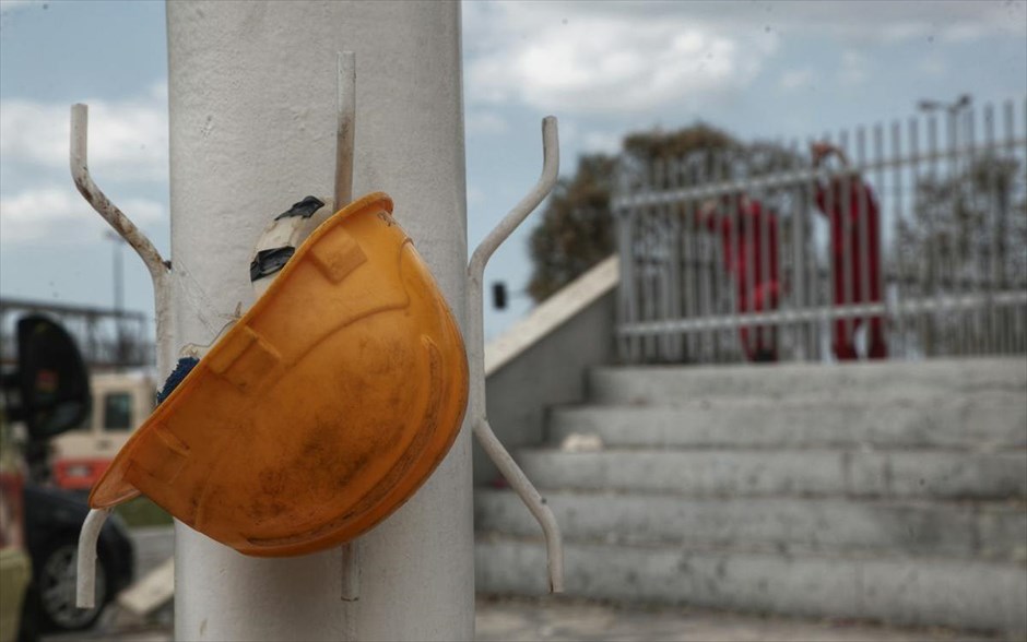 Φωτιά στα διυλιστήρια Ασπροπύργου. 
