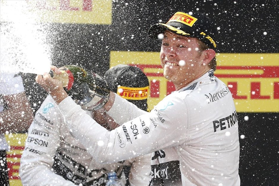 Formula 1: Νικητής ο Ρόσμπεργκ στην Καταλονία. Την πρώτη του νίκη στο νέο παγκόσμιο πρωτάθλημα της Φόρμουλα 1 και 9η στην καριέρα του πέτυχε ο Νίκο Ρόσμπεργκ στην πίστα της Καταλούνια, αφήνοντας στην δεύτερη θέση τον Λιούις Χάμιλτον και στην τρίτη τον Σεμπάστιαν Φέτελ.