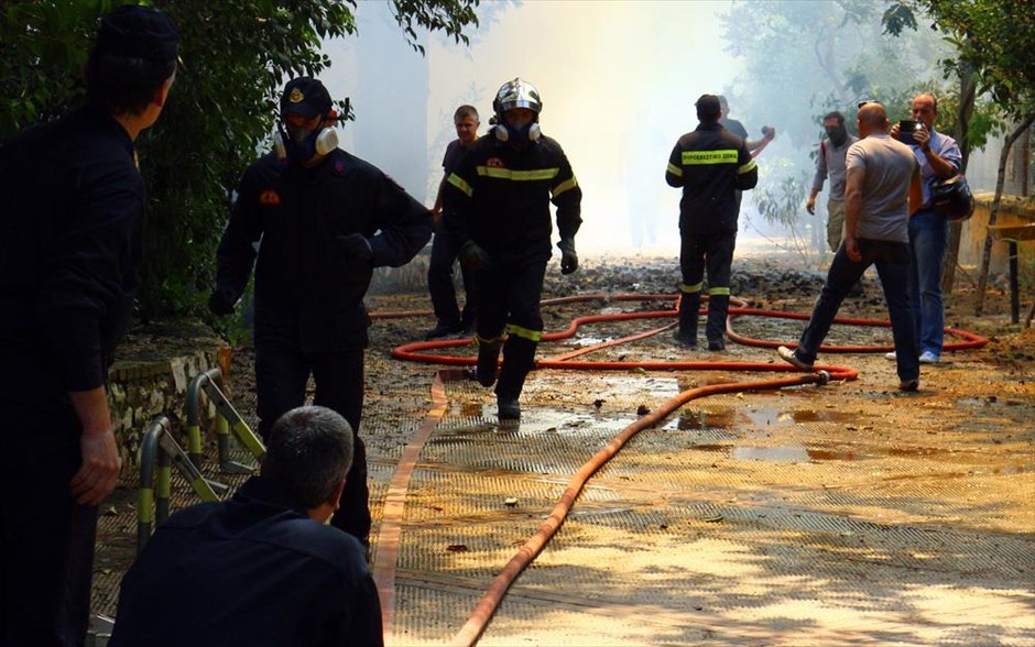 Πυρκαγιά στη Ρεματιά Χαλανδρίου. 
