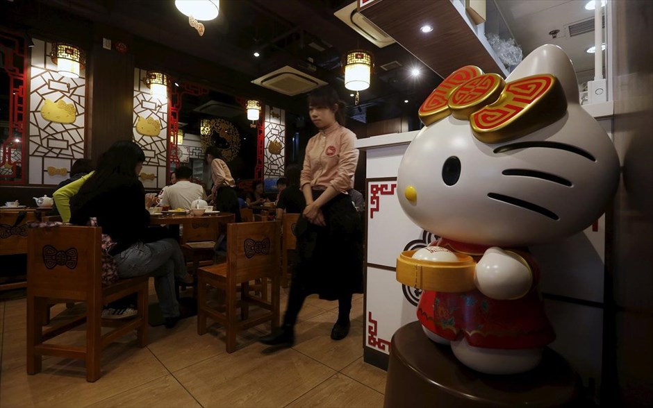 Ένα εστιατόριο με θέμα «Hello Kitty» στο Χονγκ Κονγκ. 