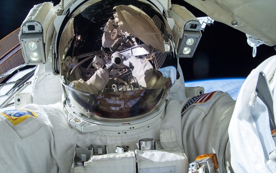 Μισός αιώνας διαστημικών περιπάτων από τη NASA. Ο Βιρτς ανάρτησε τη φωτογραφία αυτή στο Twitter την 1η Μαρτίου 2015.