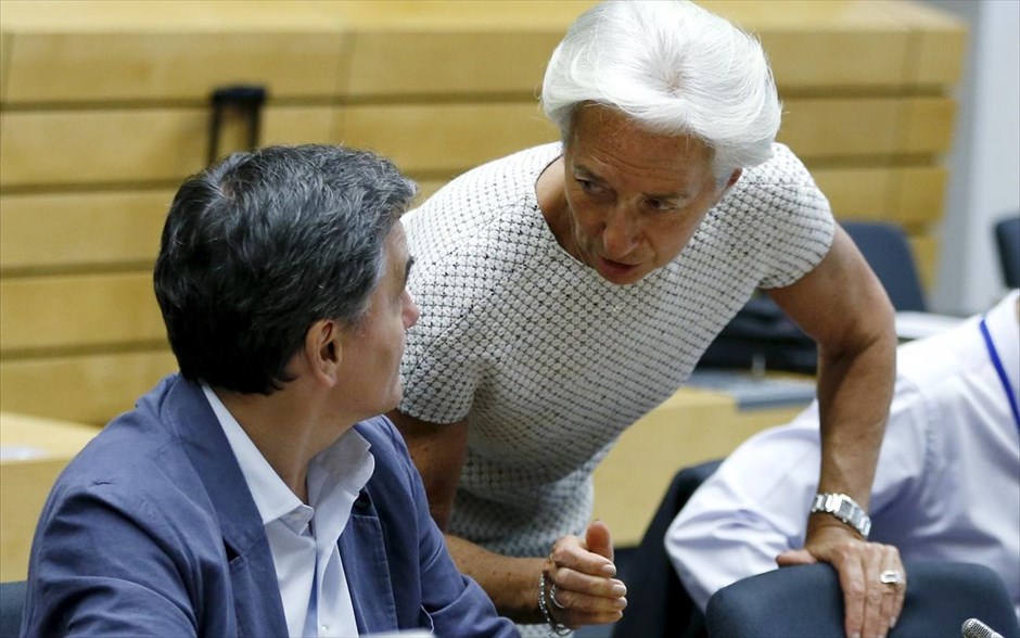 Ευκλ. Τσακαλώτος - Κρ. Λαγκάρντ στο Eurogroup. Ο υπουργός Οικονομικών Ευκλείδης Τσακαλώτος και η επικεφαλής του ΔΝΤ Κριστίν Λαγκάρντ.