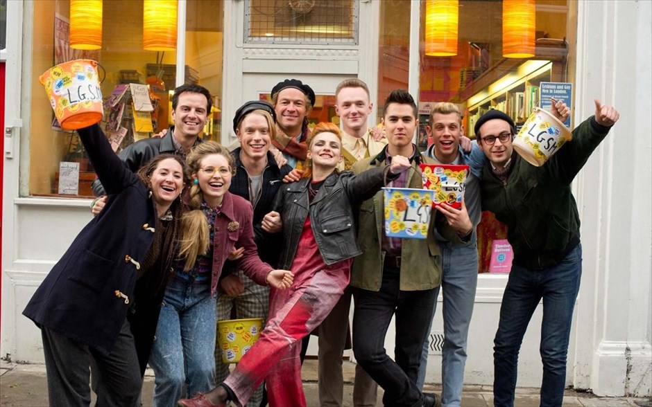 «Pride». «Pride»: Βασισμένη σε πραγματικό γεγονός, η κωμωδία του Μάθιου Γουόρκους μας μεταφέρει στο 1984, όταν ξέσπασε στη Νότια Ουαλία η απεργία των ανθρακωρύχων ενάντια στα σκληρά μέτρα, που είχε λάβει εναντίον τους η νεοφιλελεύθερη κυβέρνηση της Μάργκαρετ Θάτσερ. Μια ομάδα Λονδρέζων ακτιβιστών, που απαρτιζόταν από ομοφυλόφιλους άντρες και γυναίκες, προσπάθησε να συγκεντρώσει χρήματα, για να υποστηρίξει τους ανθρακωρύχους και τις οικογένειές τους.