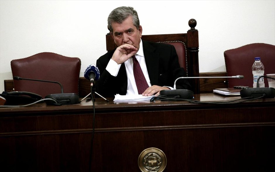 Συνέντευξη τύπου του Αλέξη Μητρόπουλου. Ο αντιπρόεδρος της Βουλής Αλέξης Μητρόπουλος μιλάει στην συνέντευξη τύπου που έδωσε για τις καταγγελίες περί φοροδιαφυγής.