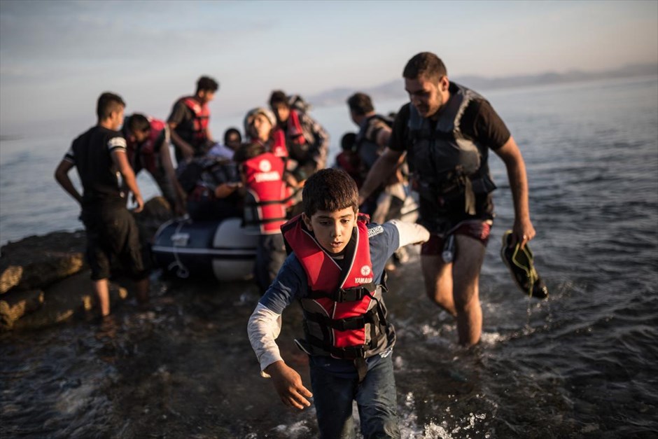 Προσφυγικό - Μετανάστες - Πρόσφυγες - Κως. Σύροι πρόσφυγες φτάνουν σε ακτή της Κω.