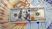 Υπό πίεση και σήμερα το ευρώ