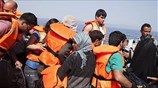 Ελλάδα: Προσπάθεια αποσυμφόρησης της Λέσβου - Συνεχίζεται η έλευση προσφύγων