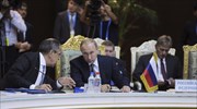 Ο Πούτιν επιβεβαιώνει, από το Τατζικιστάν, την υποστήριξή του στον Άσαντ