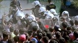 Ένταση στην Λέσβο- Μετανάστες οργίστηκαν για τις καθυστερήσεις στην καταγραφή τους
