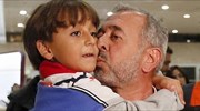 Πατέρας και γιος από τη Συρία ξαναχτίζουν τη ζωή τους στην Ισπανία
