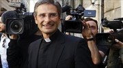 «Είμαι ένας ομοφυλόφιλος και ευτυχής ιερέας», δηλώνει Πολωνός υψηλόβαθμος καθολικός κληρικός