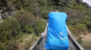 Γέφυρα καταρρέει ενώ τη διασχίζουν πεζοπόροι