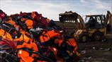 Λέσβος: Τα απομεινάρια ενός επικίνδυνου ταξιδιού