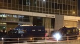 Ομάδα αντιεξουσιαστών στα γραφεία των ΑΝΕΛ στη Λ. Συγγρού