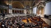 Πορτογαλία: Εύθραυστες πολιτικές ισορροπίες κι οικονομία επί ξυρού ακμής