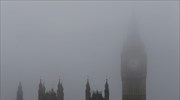Ακυρώσεις πτήσεων και καθυστερήσεις λόγω ομίχλης σε βόρεια και δυτική Ευρώπη