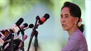 Μιανμάρ: Εάν κερδίσω στις εκλογές, θα είμαι πάνω από τον πρόεδρο, δηλώνει η Σου Κι