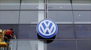 Fitch: Υποβάθμισε σε «ΒΒΒ+» την Volkswagen