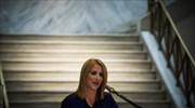 «Αξιοπρέπεια, διαφορετικό ήθος, νομιμότητα» η απάντηση της Ρ. Δούρου στις καταγγελίες περί διορισμών συγγενών της