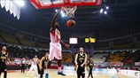 Μπάσκετ: Ολυμπιακός - ΑΕΚ 79-71