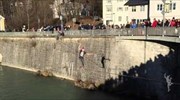 Slacklining: Ισορροπώντας σε έναν λεπτό ιμάντα