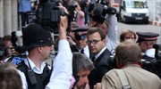 Βρετανία: Στο αρχείο η έρευνα για τις τηλεφωνικές υποκλοπές