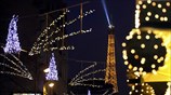 Χριστουγεννιάτικο σκηνικό στο Παρίσι