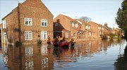 Στρατιωτικές ενισχύσεις για την αντιμετώπιση των πλημμυρών στη βόρεια Αγγλία