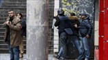 Οπλισμένος άνδρας επιχείρησε να εισβάλει σε αστυνομικό τμήμα στο Παρίσι