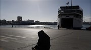 Στο λιμάνι του Πειραιά δύο πλοία με πρόσφυγες και μετανάστες