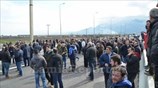 Λαμία: Κλείνουν και ανοίγουν την εθνική στον κόμβο Ανθήλης οι αγρότες