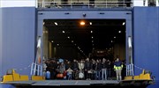 Πάνω από 6.000 πρόσφυγες και μετανάστες φτάνουν σήμερα στον Πειραιά