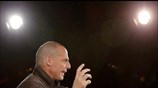 Ο Γιάνης Βαρουφάκης παρουσίασε την πολιτική του κίνηση από το Βερολίνο