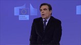 Κομισιόν: Η κυβέρνηση αρμόδια για τον τρόπο πώλησης των τηλεοπτικών αδειών