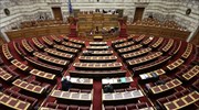 Κυβέρνηση: Η αντιπολίτευση δίνει μάχη υπέρ των καναλαρχών και κατά των ευάλωτων ομάδων