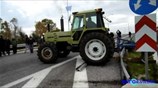Κορωπί: Έσπασαν τη διαχωριστική μπάρα με τρακτέρ