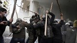 Σε αγροτικό κλοιό η Αθήνα - Επεισόδια στο Δαφνί και το υπ. Αγροτικής Ανάπτυξης