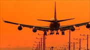Η αεροπορική βιομηχανία ενέκρινε κανόνες και όρια για τον περιορισμό των εκπομπών άνθρακα