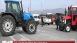 Αμετακίνητοι στα μπλόκα οι αγρότες