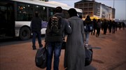 Στον Πειραιά έφτασαν 1.354 πρόσφυγες και μετανάστες