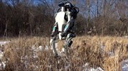 Atlas: Ένα ρομπότ που...στέκεται στα πόδια του