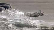 Σόου της φύσης στις όχθες της παγωμένης λίμνης Σουπίριορ