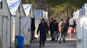 6,000 refugees / migrants remain stranded on Greek isles