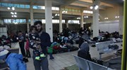Πειραιάς: Περίπου 2.500 πρόσφυγες στους επιβατικούς σταθμούς του λιμανιού