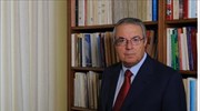 Ο Γ. Μπαμπινιώτης τη Δευτέρα σε εκδήλωση του Δημοτικού Θεάτρου Πειραιά