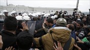 Υπό πίεση η κυβέρνηση λόγω προσφυγικού