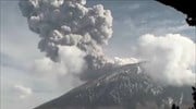 Μεξικό: Συνεχίζει να «βρυχάται» το «βουνό που καπνίζει»
