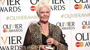 Τζούντι Ντεντς: Ρεκόρ διακρίσεων στα βρετανικά θεατρικά βραβεία